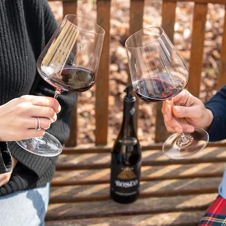 בית נופש Borgo Syrah *